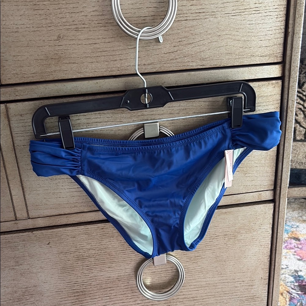 Vs bikini bottom, size L, new